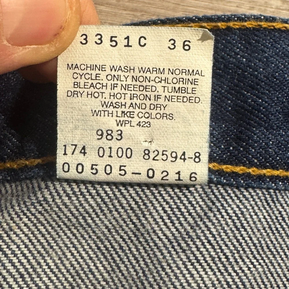 Vintage Levi's 505 Jeans Mens 40x30 (37x30 actual) Red Batwing 01-00‎